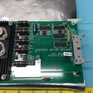 Perkin-Elmer 851-8520-003 Stepper Motor Driver - อุปกรณ์และชิ้นส่วนเซมิคอนดักเตอร์ระดับโลกที่เชื่อถือได้ - Product Image 2