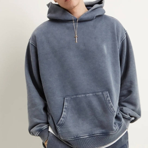 Sweat-shirt à capuche uni pour homme, design minimaliste, en molleton doux, pour un style décontracté et confortable au quotidien. - Product Image 6