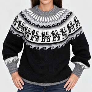 SUÉTER DE LANA DE ALPACA CON PATRÓN LLAMITA - Product Image 1