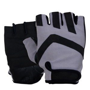 ถุงมือกีฬาแบบครึ่งนิ้วกันลื่นสำหรับกิจกรรมกลางแจ้ง ยูนิเซ็กซ์ รุ่น Hot Selling Mess Sports 2024 ปิดด้วยเชือกผูก ใช้งานหน้าจอสัมผัสได้ เหมาะสำหรับยกน้ำหนัก - Product Image 3