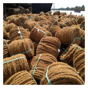 Corde en fibre de coco développée pour l'aménagement paysager, le jardinage, l'artisanat et les applications commerciales - Product Image 1