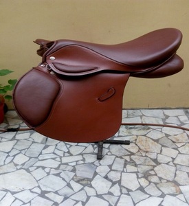 EquiElite Exports - Bolsa de Cuero Tradicional para Silla de Montar, Estilo Western, para Motocicleta, Hecha a Mano, Tallada a Mano, 100% Cuero de Búfalo - Product Image 4