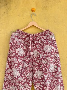 Conjunto de Pijama de Algodón para Mujer con Estampado Floral, Manga Larga, Cuello Camisero, Cintura Elástica, Corte Medio, Largo hasta la Rodilla, Ropa de Dormir Informal - Product Image 5