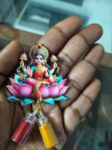 Soporte de Lujo Hecho a Mano para Haldi y Kumkum de la Diosa Lakshmi con Frascos de Kumkum y Haldi, Recuerdo Decorativo para Pooja, Regalo de Festival - Product Image 2