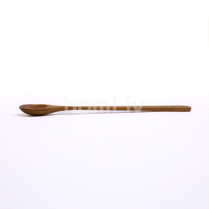 Cuillère à jus longue décorative en teck naturel fait main, agitateur de bois massif durable pour boissons, outil de mélange de cocktails pour la cuisine - Product Image 6
