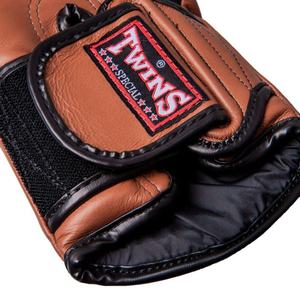 Gants de boxe professionnels de haute qualité, design personnalisé, jumeaux, Muay Thai, kickboxing, sparring et entraînement, en cuir - Product Image 5