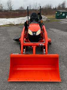 NUEVO Tractor Kubota BX2380 de 23 HP con Motor Diésel Kubota y Cargador Frontal - Product Image 3