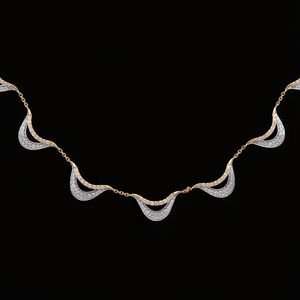 Collar con Colgante de Oro Rosa de 14K de Lujo con Triple Clúster de Diamantes y Halo Marquise, Joyería Fina y Delicada para Mujer, Regalo de Aniversario Trio - Product Image 4