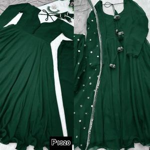 Robe de soirée en géorgette avec broderie attrayante, modèle BORROMME avec dupatta, couleur verte - Product Image 1