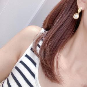 Pendientes Colgantes Estilo Metal Caliente de Otoño, Perlas Naturales de Agua Dulce y Cuentas de Botón, Joyería de Moda Barroca - Product Image 5