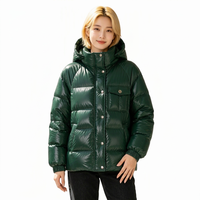 Veste matelassée à capuche verte brillante pour femme, manteau d'hiver épais matelassé, veste en nylon boutonnée style streetwear, veste brillante matelassée