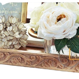 Bandeja Decorativa Rectangular de Madera Tallada a Mano, Ecológica y Vintage, con Diseño Rústico Grabado, para Decoración del Hogar - Product Image 1