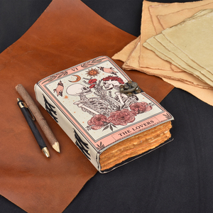 Carnet de notes A5 Gothic Tarot Lovers Diary 100 pages |   Journal à cadenas vintage avec motif floral squelette, cadeau |   Papeterie artisanale de qualité supérieure - Product Image 5