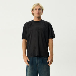 Camiseta de Fútbol Personalizada con Cuello en V, Transpirable, de Malla, Color Negro, Corte Cuadrado Regular, 100% Poliéster, Secado Rápido - Product Image 3