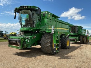 Moissonneuse-batteuse S770 2023 Z235580 – Équipement Premium Prêt à l'Exportation - Product Image 3