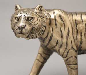 L 32.4 x B 11.4 x H 50.8 cm Tiger Sculpture Animal <b>Figure</b> Traditional Decor Tabletop Living Room Art Piece 1PC - Product Image 4