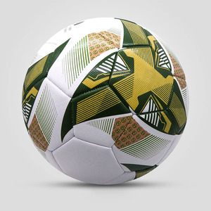 Ballon de football professionnel taille 5 pour l'entraînement sportif, cousu en fil de nylon résistant à l'usure, fabriqué avec des matériaux durables en PVC, PU et TPU - Product Image 4