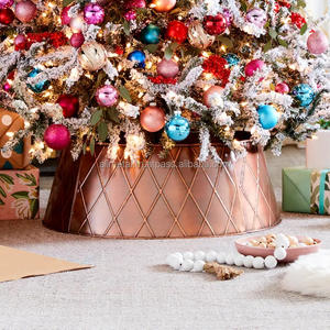 Collier d'arbre de Noël en métal antique en cuivre ou jupe d'arbre entièrement personnalisable, parfait pour la décoration de Noël - Product Image 2