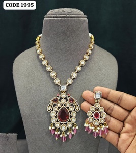 Conjunto de collar y pendientes de lujo con colgante de rubí rojo en forma de lágrima, chapado en oro, de latón, para novias, fiestas y bodas, para mujeres. - Product Image 2