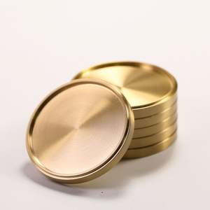 Juego de posavasos de latón, posavasos de latón hechos a mano, posavasos de latón macizo para mesa, juego de posavasos decorativos de latón, posavasos de latón de primera calidad - Product Image 2