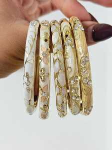 Brazaletes de Joyería Hechos a Mano de Latón y Resina de Nuevo Diseño para Mujer, Brazaletes de Moda de la Mejor Calidad y Más Vendidos, Joyería para Mujer - Product Image 4