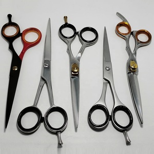 Juego de Tijeras de Peluquería Profesionales MARI Range, Tijeras para Peluquería Canina con Acabado Espejo, para Diestros - Product Image 2