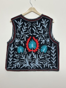 Sleeveless <b>Women's</b> Vest <b>Waistcoat</b> Hand Embroidered Suzani Floral Pattern Breathable 100% Cotton Velvet Vintage Look Regular Boho - Product Image 5