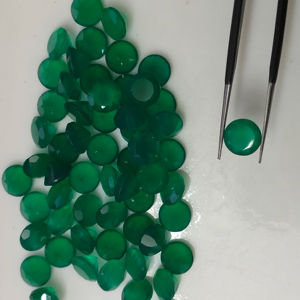 Ónix Verde Natural de 9 mm, Corte Brillante Redondo, Gema Suelta de la Mejor Calidad para Joyería, Gemas de Red Mountain - Product Image 1