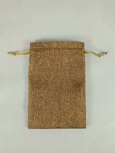 Bolsa de Yute Natural con Cordón Dorado, Bolsa de Regalo Reutilizable y Bolsa de Embalaje Ecológica - Product Image 1