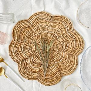 Best Selling Round <b>Placemat</b> Seagrass for <b>Dining</b> <b>Table</b> <b>Table</b> Decor Christmas Seagrass <b>Placemats</b> OEM <b>Placemats</b> From Vietnam - Product Image 2