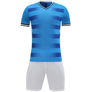 Tenue de football Starlet International, ensemble maillot et short rouge et noir, respirant, polyester, adulte, unisexe - Product Image 1