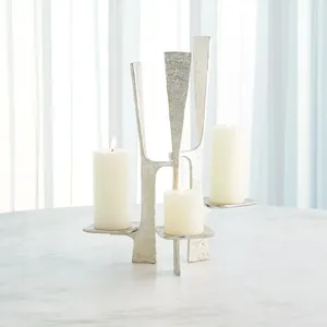 Support de bougie en métal fait main tendance mondiale, support de table décoratif pour la décoration de restaurants et d'hôtels, bougie en métal très tendance - Product Image 2