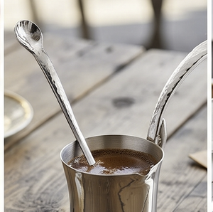 Tetera de flores de orquídeas blancas de diseñador, ideal para servir té, café o como vajilla elegante y decoración de cocina de la India - Product Image 2