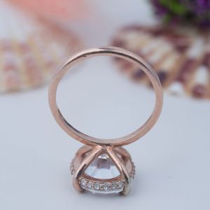 Vente en gros d'alliances de mariage en argent sterling 925 avec moissanite taille ovale, plaquées or rose et or 14 carats - Product Image 5