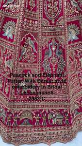 Ensemble de mariage ethnique le plus récent en soie Gadhwal de créateur, avec broderies et strass, comprenant un Lehenga, un Choli et un Dupatta - Product Image 5