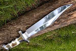 Handgefertigtes Bowie-Messer – Klinge aus D2-Stahl, Griff aus spanischem Hirschhorn, Lederscheide - Product Image 5
