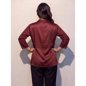 Chemise en coton doux pour femmes avec col élégant pour un usage décontracté et professionnel, acheter directement auprès du fournisseur - Product Image 4