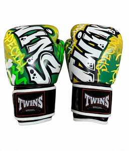 Guantes de Boxeo de Cuero Verde Personalizados de Primera Calidad con Cierre de Velcro Ajustable para Kick Boxing y Artes Marciales - Product Image 1