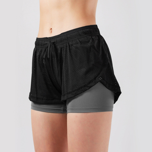 กางเกงขาสั้นออกกำลังกายแบบสองชั้นสำหรับผู้หญิง ระบายอากาศได้ดี กางเกงโยคะยกกระชับสะโพก ยืดหยุ่นสูง กางเกงปั่นจักรยานแบบ 2 in 1 สำหรับผู้หญิง - Product Image 3