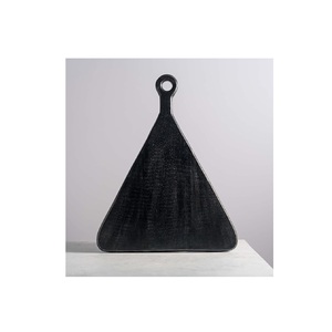 Planche à découper triangulaire en bois de manguier écologique, fabriquée à la main, sans danger pour les aliments, non toxique, ergonomique, plateau de service pour la cuisine - Product Image 1