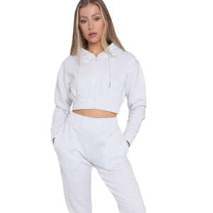Conjunto Deportivo Negro Premium para Mujer, Sudadera Corta con Capucha y Pantalones Jogger, Ropa Deportiva Informal para Gimnasio, Atuendo Cómodo - Product Image 1