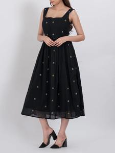 Vestido Elegante de Excelente Calidad, Ecológico, Lavable, Ligero, Tejido a Mano, Floral, Sin Mangas, Bordado, Corte en A, Ajustado, Cómodo - Product Image 2