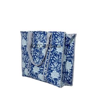 Bolsa de Mano Grande de Algodón 100% Puro con Diseño a Rayas y Asa Larga, Hecha en Rajasthan, para Uso Diario - Product Image 1