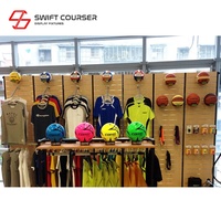 Support mural personnalisé pour ballon de football Swift Courser, pour promotion en magasin - Commémoratif Noir/Blanc
