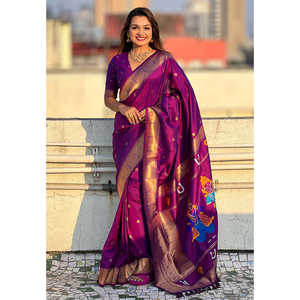 ผ้าไหมพายทานีแบบดั้งเดิมพิเศษ พร้อมลายปักดิ้นสีไวน์ ผ้าคลุมศีรษะและผ้าพันคอแบบดั้งเดิมของชาววิธала ผลิตโดย Elite Weaves น้ำหนัก 650 กรัม - Product Image 4