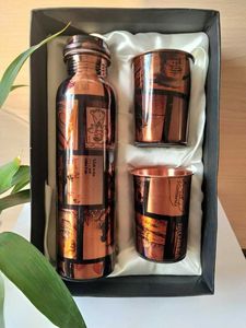 Ensemble de bouteilles d'eau en cuivre avec couvercles, design moderne, vaisselle portable pour l'extérieur, finition noire et cuivre - Product Image 5