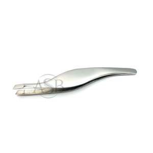 Pinza para cejas en forma de S de acero inoxidable con logotipo personalizado, pinza profesional para cejas, herramienta de belleza profesional - Product Image 1