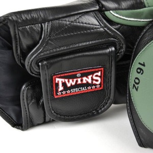 Gants de boxe d'entraînement et de sparring pour jumeaux, en cuir de vachette véritable, de haute qualité, dernier design, fabriqués sur mesure pour les arts martiaux et le MMA - Product Image 5