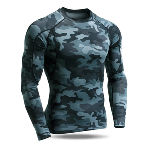 เสื้อรัดกล้ามเนื้อแขนยาวสำหรับออกกำลังกายผู้ชาย Rush Guard แบบสั่งทำพิเศษ เนื้อผ้านุ่มสบาย ระบายอากาศได้ดี เหมาะสำหรับ MMA ผลิตจากผ้าสแปนเด็กซ์/โพลีเอสเตอร์ 220 กรัม พิมพ์ลายด้วยเทคนิค Heat-Transfer - Product Image 1