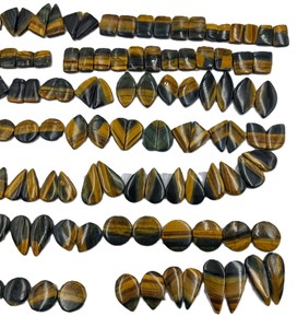Pares de Cabujones de Piedra Natural Ojo de Tigre al por Mayor para la Fabricación de Joyas |   Piedras Sueltas con Forma de Corazón, Pera y Redonda, en Volumen - Product Image 1